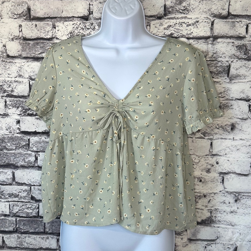 Pink Rose Green and Floral Babydoll Top Size Medium
